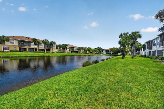 4072 OVERTURE CIRCLE 462, Bradenton, FL 34209