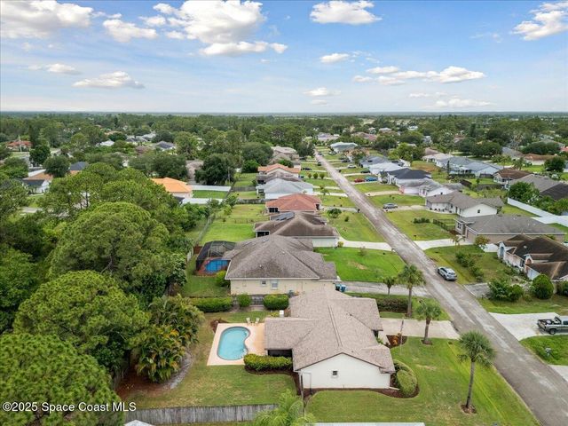 1708 Nanton Street NW, Palm Bay, FL 32907