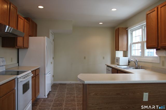 6 Sunnyside East Road Extension 6, Norwich, CT 06389