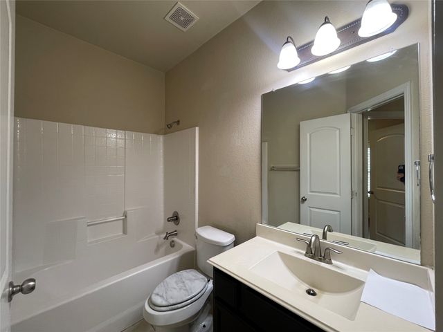 3104 Flowering Springs Drive, Forney, TX 75126