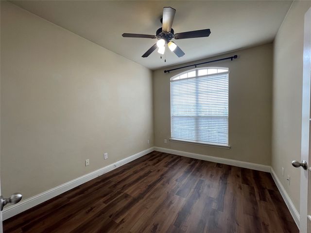 3104 Flowering Springs Drive, Forney, TX 75126