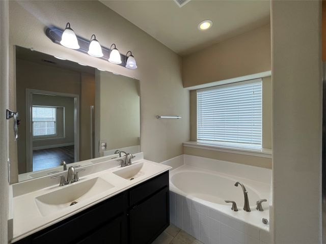 3104 Flowering Springs Drive, Forney, TX 75126