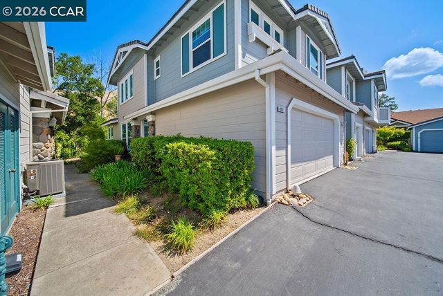 4901 Keller Ridge Dr, Clayton, CA 94517