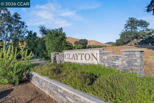 4901 Keller Ridge Dr, Clayton, CA 94517