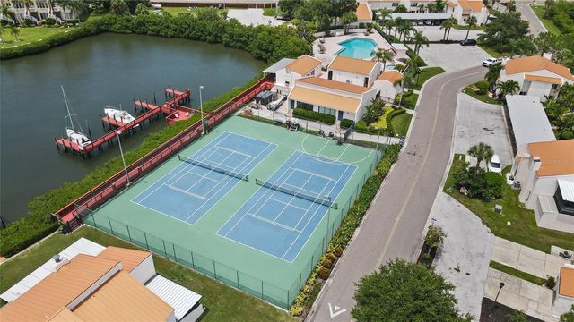 4316 SUNRAY COURT 34, Tampa, FL 33615