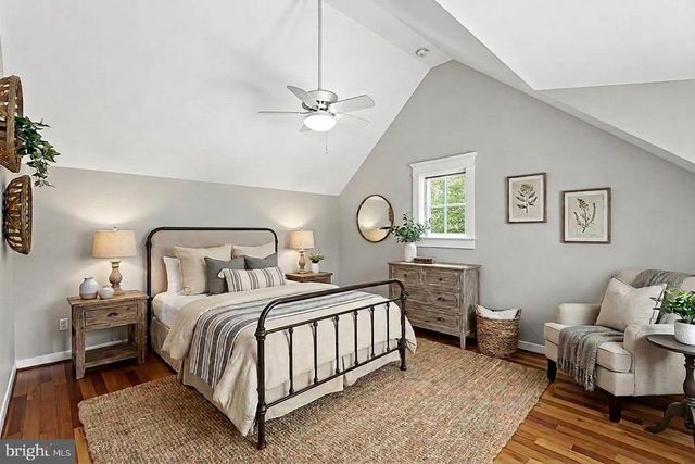 40988 REDWING SONG LN, Lovettsville, VA 20180