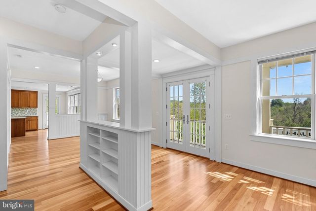40988 REDWING SONG LN, Lovettsville, VA 20180