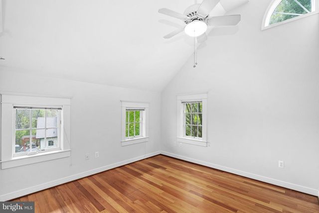 40988 REDWING SONG LN, Lovettsville, VA 20180