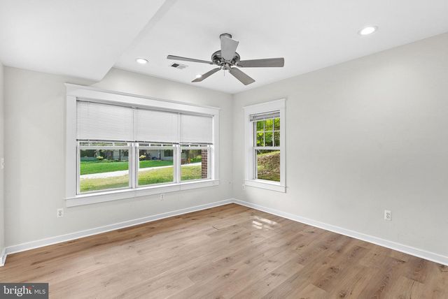 40988 REDWING SONG LN, Lovettsville, VA 20180