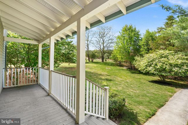 40988 REDWING SONG LN, Lovettsville, VA 20180