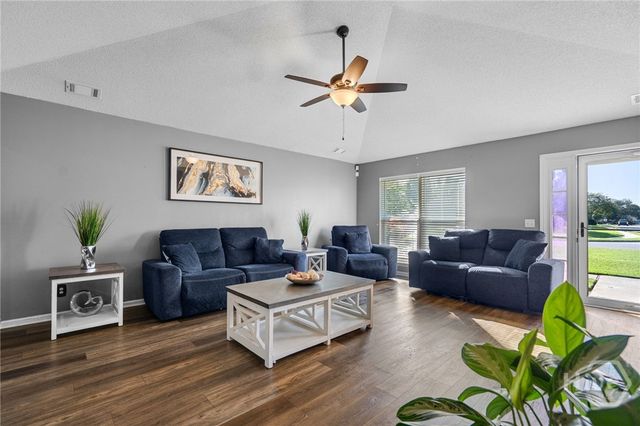 217 Jasper Lane, Rincon, GA 31326