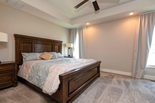 707 N Fox Hill Circle, Nixa, MO 65714