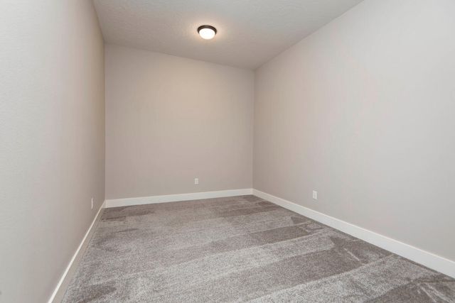 707 N Fox Hill Circle, Nixa, MO 65714
