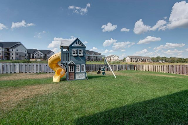 707 N Fox Hill Circle, Nixa, MO 65714