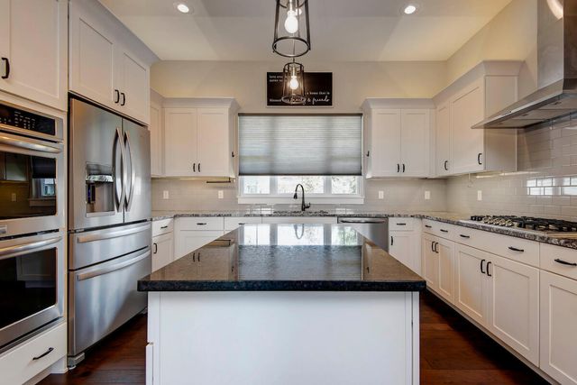 707 N Fox Hill Circle, Nixa, MO 65714