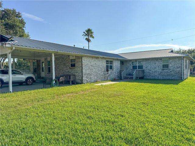 372 E Fm 771, Riviera, TX 78379