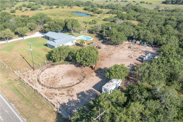 372 E Fm 771, Riviera, TX 78379