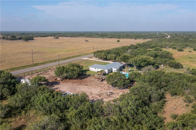 372 E Fm 771, Riviera, TX 78379