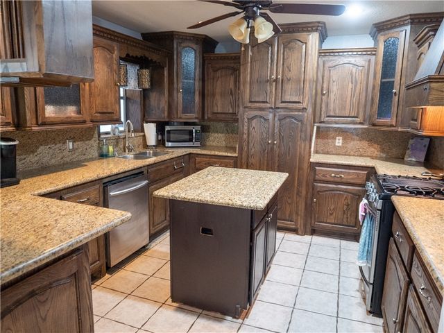 372 E Fm 771, Riviera, TX 78379