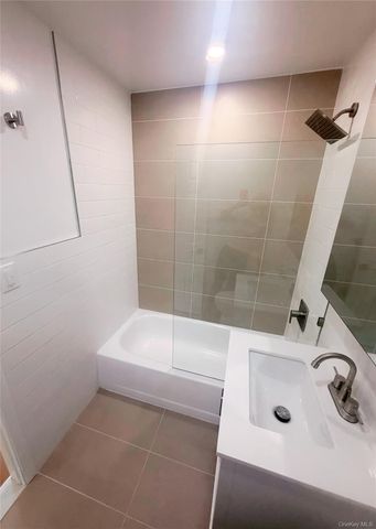 64-11 Springfield Blvd B, Oakland Gardens, NY 11364