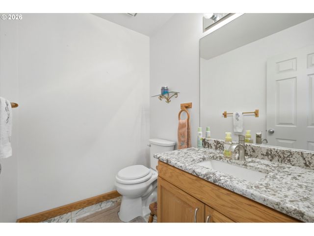 4616 Se HULL Ave, Milwaukie, OR 97267