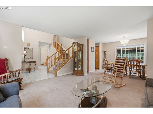 4616 Se HULL Ave, Milwaukie, OR 97267