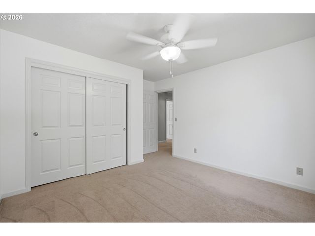 4616 Se HULL Ave, Milwaukie, OR 97267