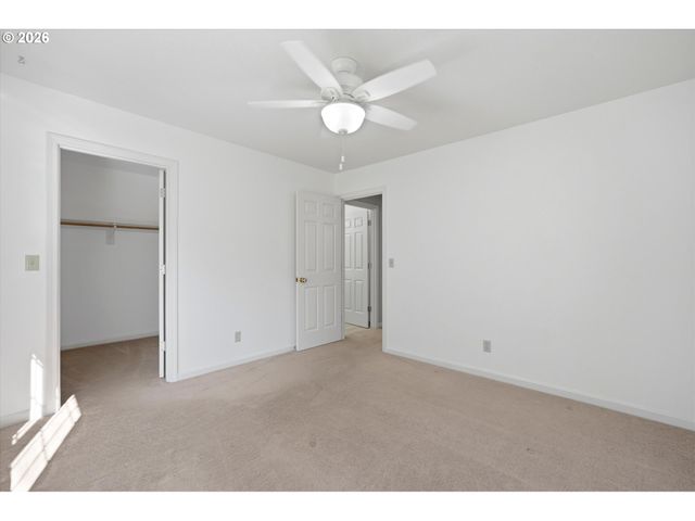 4616 Se HULL Ave, Milwaukie, OR 97267