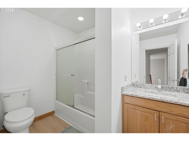 4616 Se HULL Ave, Milwaukie, OR 97267