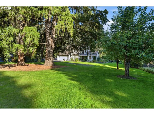 4616 Se HULL Ave, Milwaukie, OR 97267