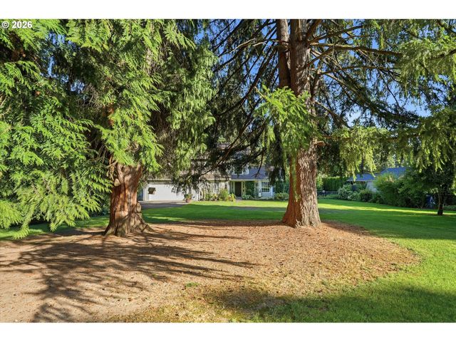 4616 Se HULL Ave, Milwaukie, OR 97267