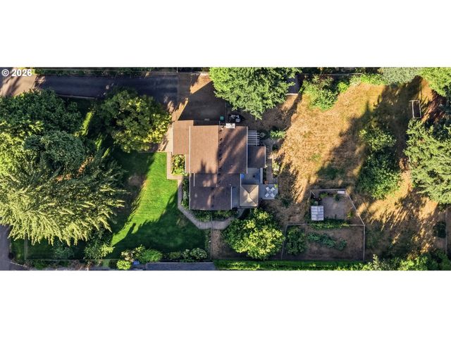 4616 Se HULL Ave, Milwaukie, OR 97267