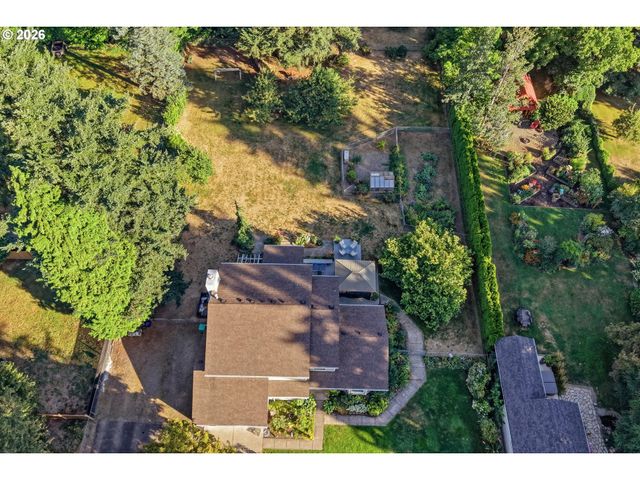 4616 Se HULL Ave, Milwaukie, OR 97267