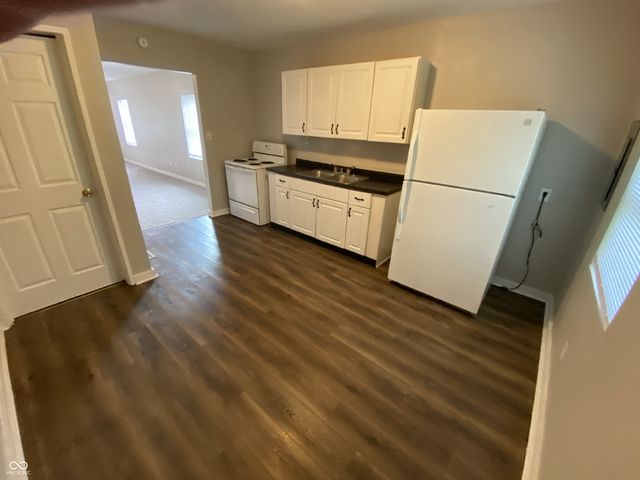 2712 Columbia Avenue, Indianapolis, IN 46205