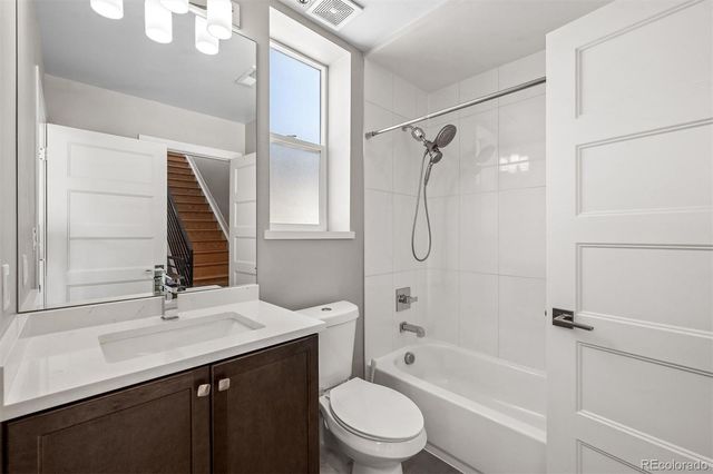 2827 W 25th Avenue 204, Denver, CO 80211