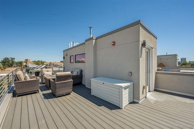 2827 W 25th Avenue 204, Denver, CO 80211