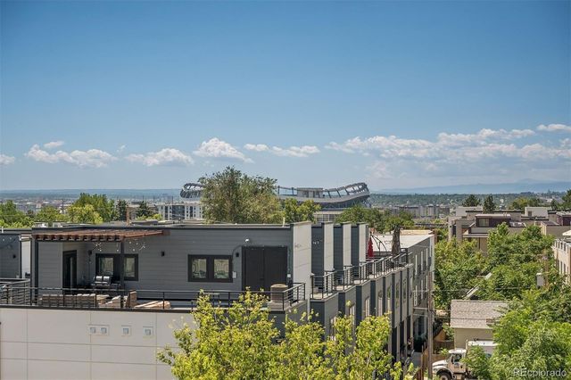 2827 W 25th Avenue 204, Denver, CO 80211