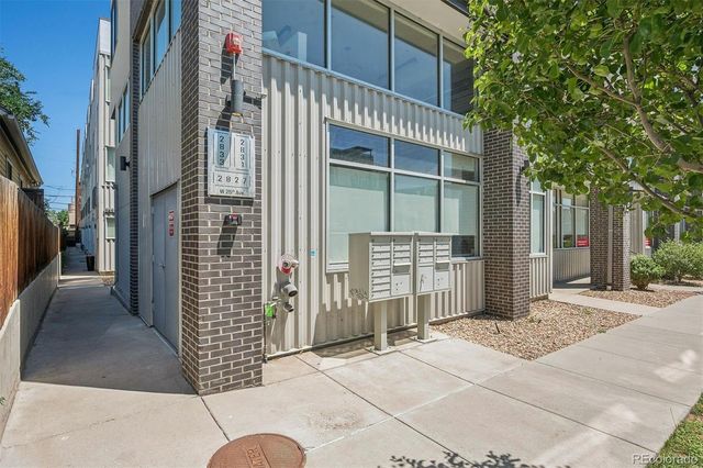 2827 W 25th Avenue 204, Denver, CO 80211