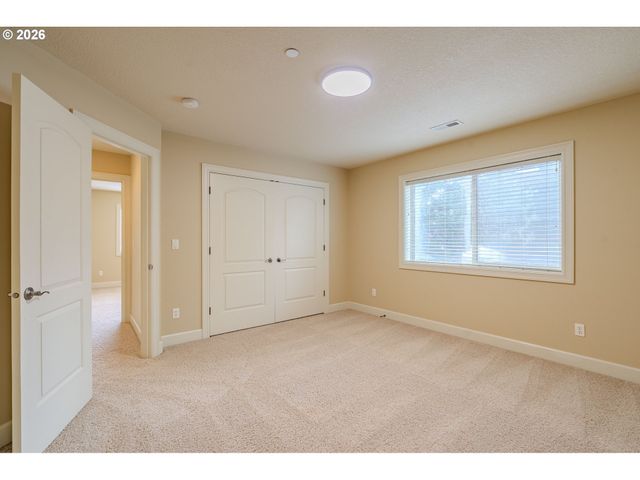 735 Nw 24TH Ave, Camas, WA 98607