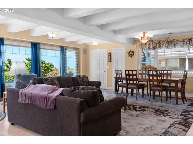 1161 S PROM, Seaside, OR 97138