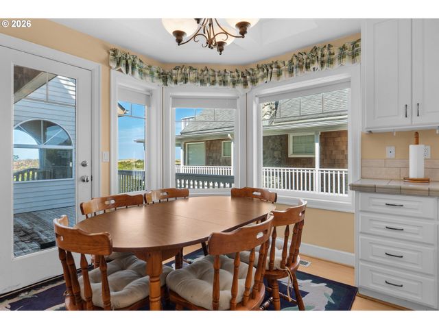 1161 S PROM, Seaside, OR 97138