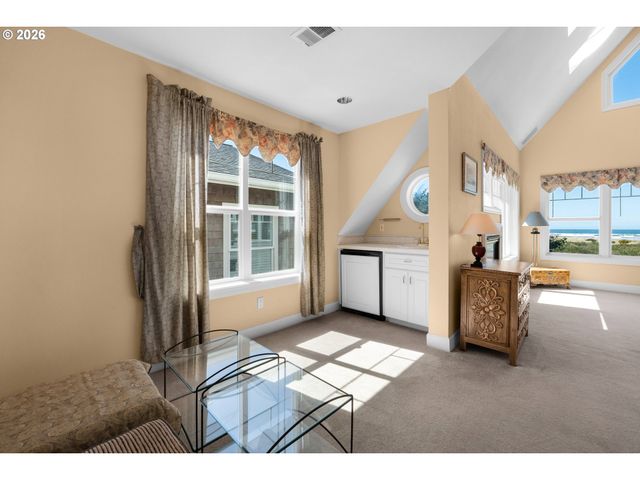 1161 S PROM, Seaside, OR 97138
