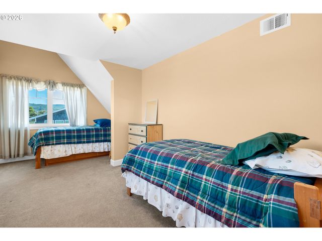 1161 S PROM, Seaside, OR 97138