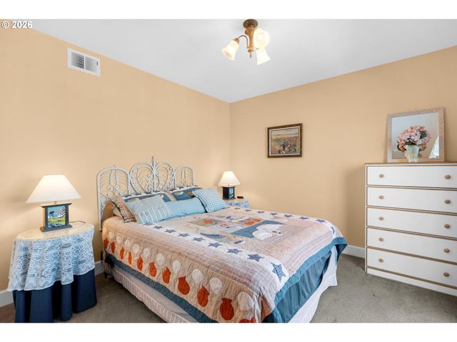 1161 S PROM, Seaside, OR 97138