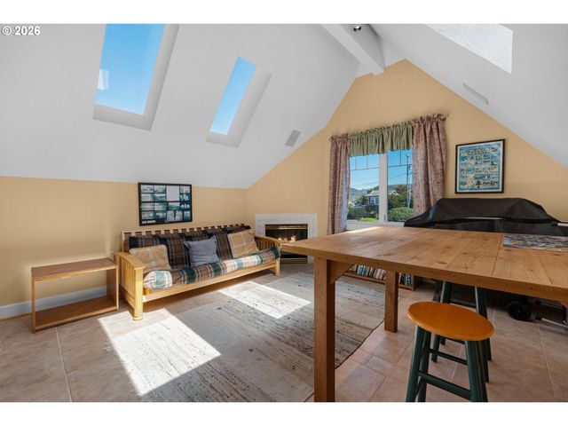 1161 S PROM, Seaside, OR 97138