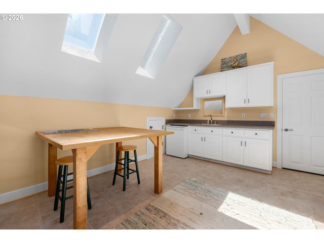 1161 S PROM, Seaside, OR 97138