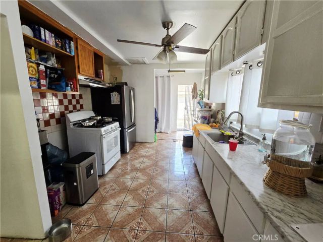 951 S Kern, Los Angeles, CA 90022