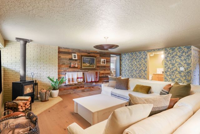 3556 Bear Canyon Road, Bozeman, MT 59715