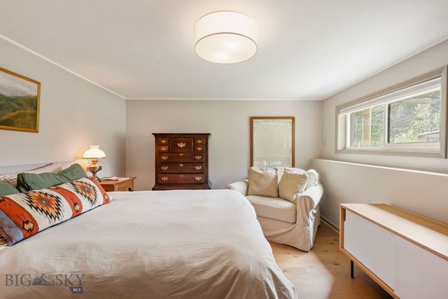 3556 Bear Canyon Road, Bozeman, MT 59715