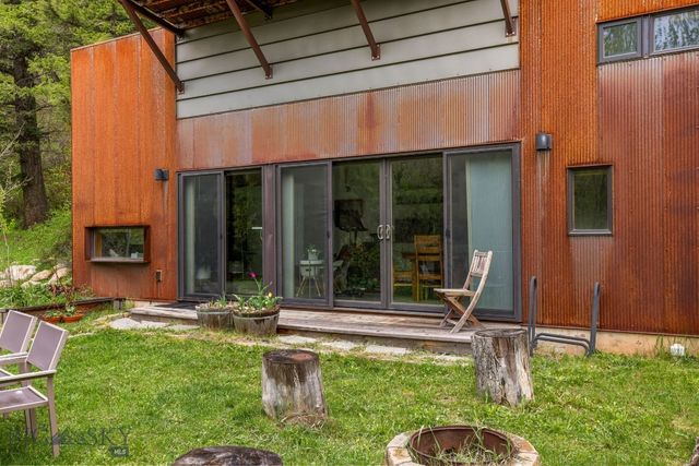 3556 Bear Canyon Road, Bozeman, MT 59715